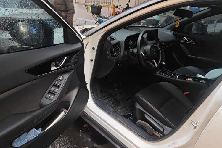 Used Mazda CX-4 2021 2.0L Automatic Two-Wheel Drive Blue Sky Exploration Edition
