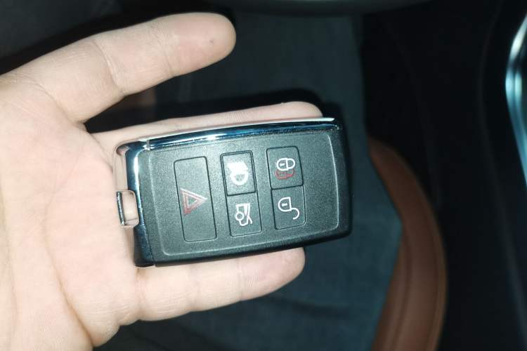 Used Jaguar XEL 2023 2.0T 250 PS R-DYNAMIC S Advanced Sport Edition
