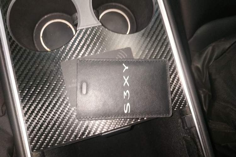 Used Tesla Model Y 2022 Rear-Wheel-Drive Version