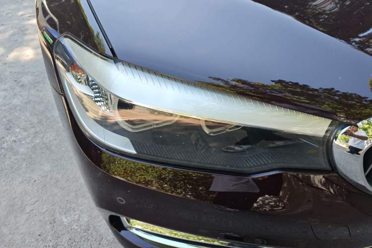 Used BMW 5 Series 2018 525Li Luxury Package
