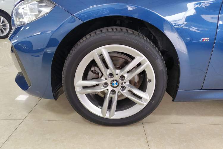 Used BMW 1 Series 2021 Revised 120i M Sport Night Edition Left Front Wheel Hub