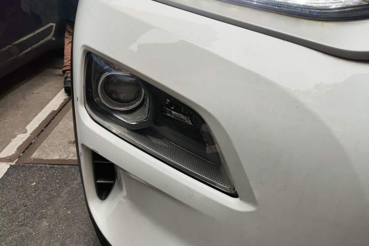 Used Hyundai ENCINO Electric 2020 TOP Enjoyment Edition Right Front Headlight