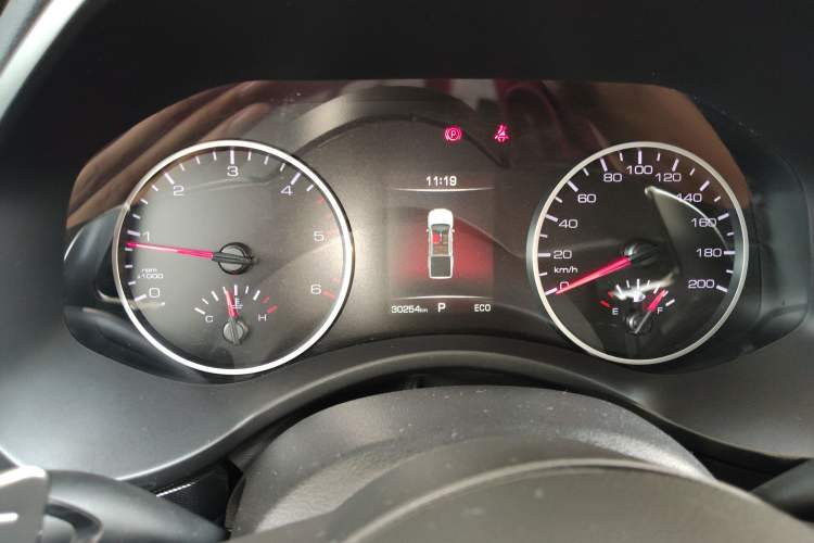 Used Great Wall Poer 2021 2.0T Global Version Passenger Automatic Diesel Two-Wheel Drive Comfort Trim Standard Cab GW4D20M Instrument Cluster