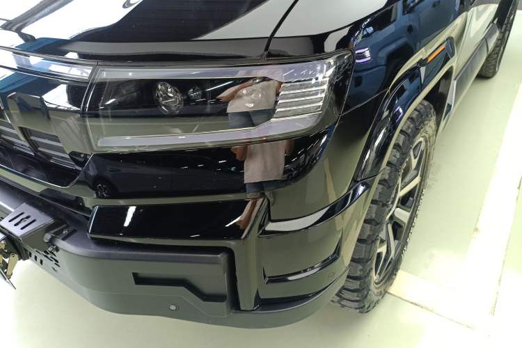 Used Formula Leopard 8 2025 Smart & Brave Flagship Edition 7 Seats
