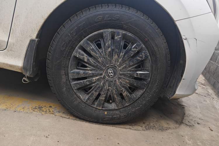 Used Hyundai Verna (older generation) 2017 1.4L Manual Refreshed Version China V Standard
