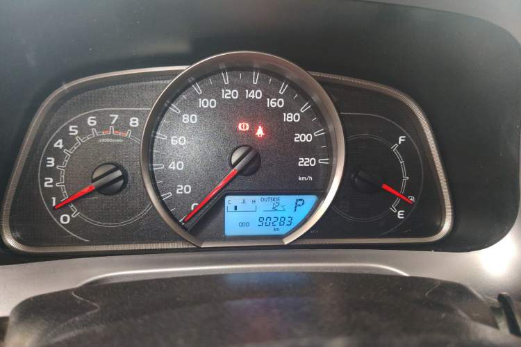 Used Toyota RAV4 2016 2.0L CVT Two-Wheel Drive Fashion Edition China V Standard
