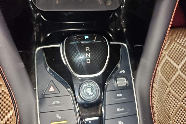 Used BYD Song PLUS New Energy 2021 DM-i 100KM Four-Wheel Drive Flagship PLUS