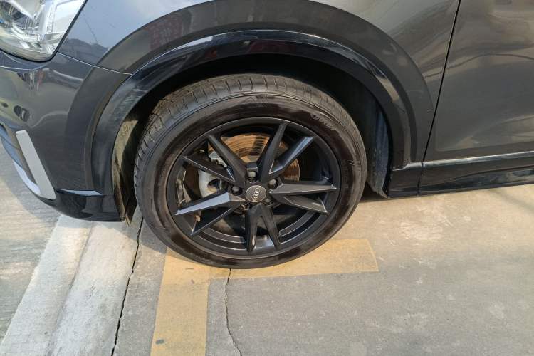 Used Audi Q2L 2018 35 TFSI Launch Exclusive Edition China VI
