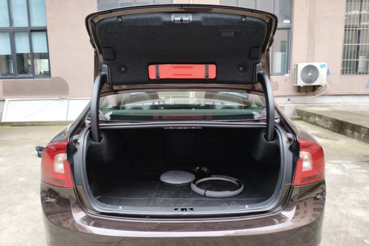 Used Volvo S60 2018 S60L T3 Smart Progress Edition