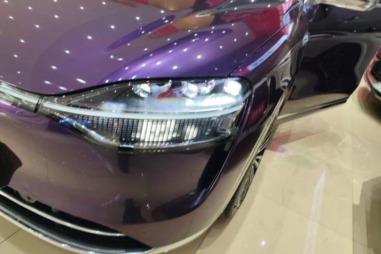 Used Hima AITO M9 2024 Range-Extended Max Edition 42 kWh 6-Seater Version Left Front Headlight