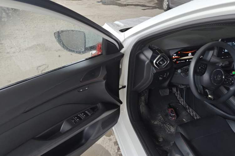 Used MG 5 2025 180 DVVT Global First Edition
