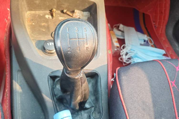 Used Wuling Hongguang 2020 1.2L S Base Model China VI LSI Gear Lever