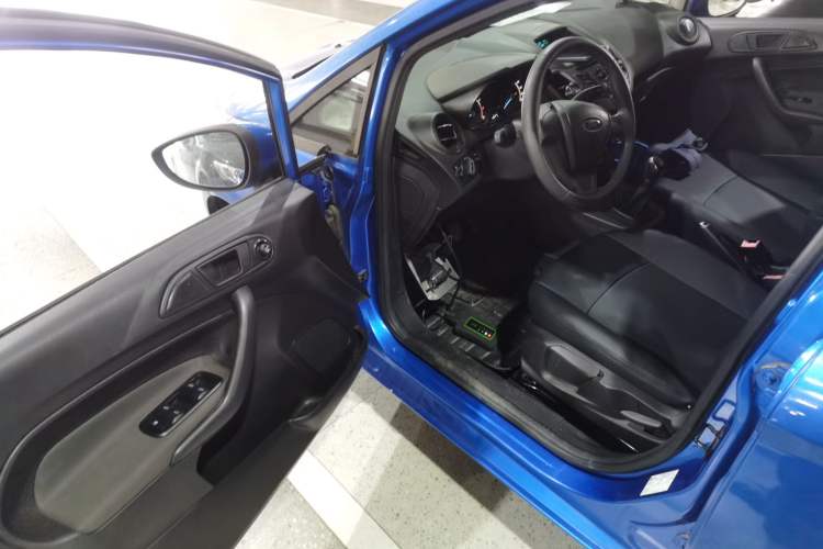 Used Ford Fiesta 2013 Hatchback 1.5L Manual Fashion Edition