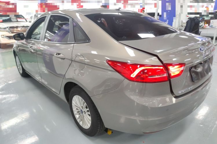 Used Ford Escort 2015 1.5L Manual Comfort Model Rear Left 45 Deg