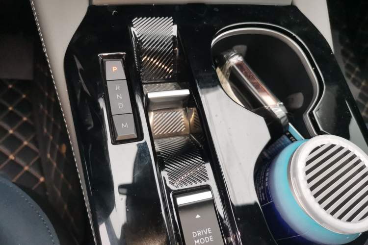 Used Citroen C5 X 2021 1.6T Enjoy the Extraordinary Gear Lever