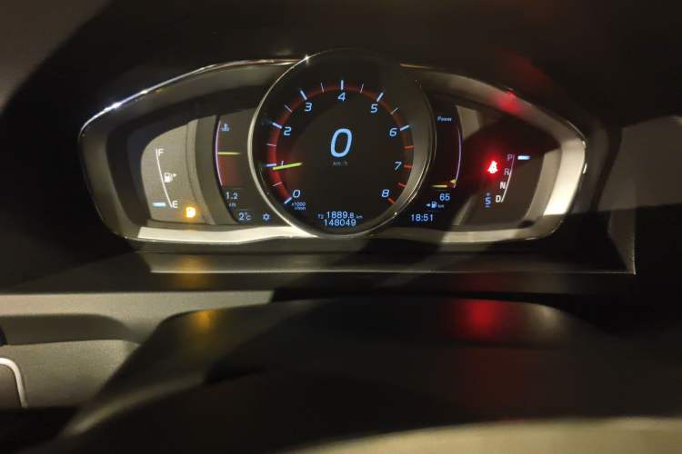 Used Volvo V60 2017 T5 Zhiyi Edition China V Standard
