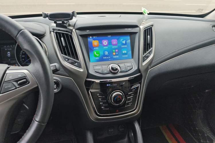 Used CHANGAN CS35 2017 1.6L Manual Luxury Model