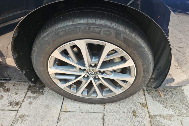 Used Lexus ES 2023 260 Excellence Edition