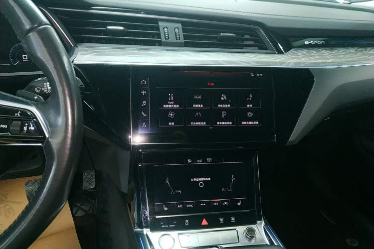 Used Audi e-tron 2019 55 quattro Fashion Edition
