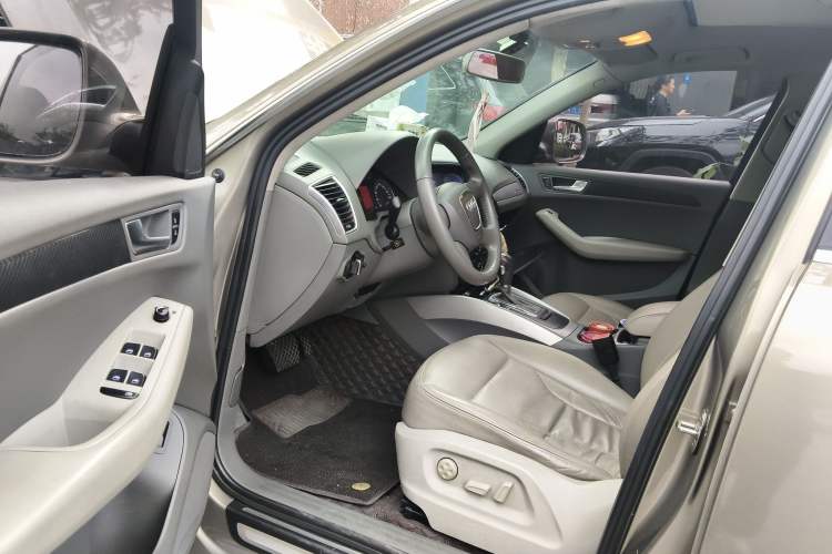 Used Audi Q5 2010 2.0TFSI Trendy Edition