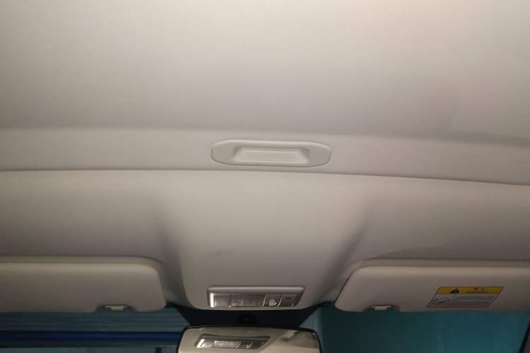 Used CHANGAN OSHAN X5 2021 Revised Version 1.5T DCT Luxury Edition
