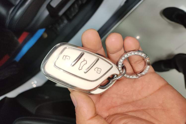 Used Roewe RX5 2022 330TGI Automatic National Style Edition Vehicle Key