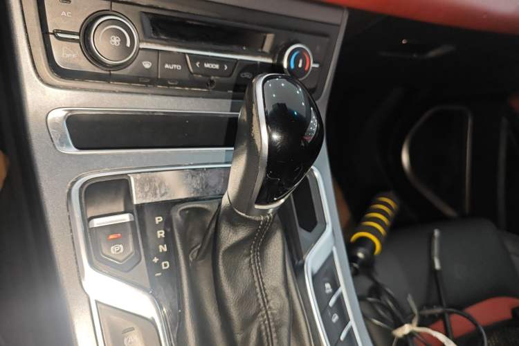 Used Geely Auto Vision S1 2019 Upgraded Model 1.5L CVT Luxury Version