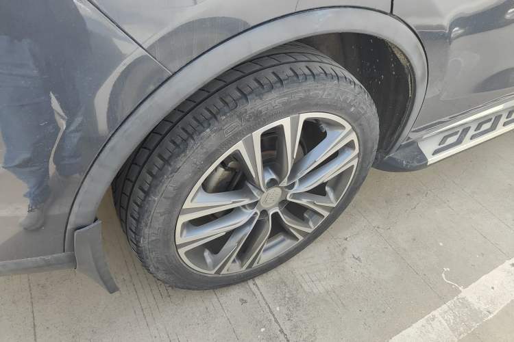 Used BYD Tang 2019 2.0T Automatic SmartConnect Luxury 7-Seater China VI Standard