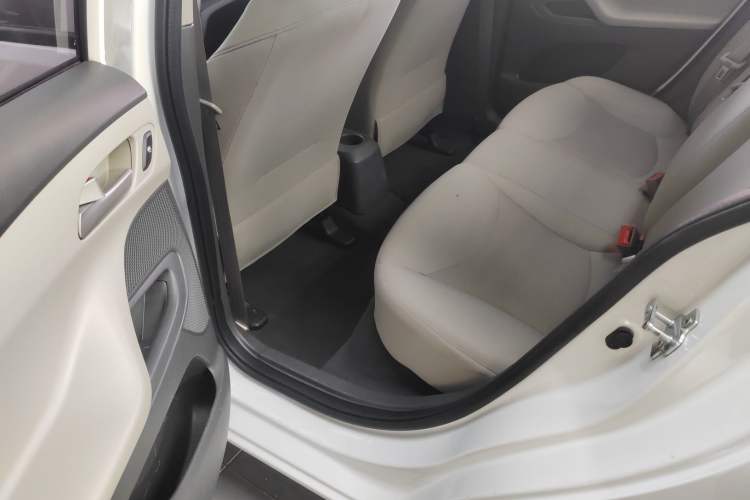 Used Chevrolet Sail 2015 Sail 3 1.3L AMT Ideal Edition
