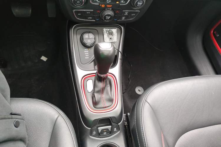 Used Jeep Compass 2017 200TS Automatic High-Performance All-Wheel Drive Edition