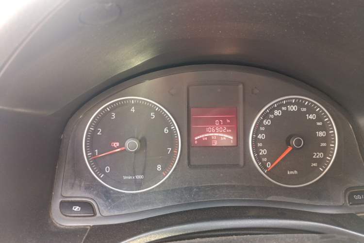 Used Volkswagen Bora 2012 1.6L Manual Fashion Edition