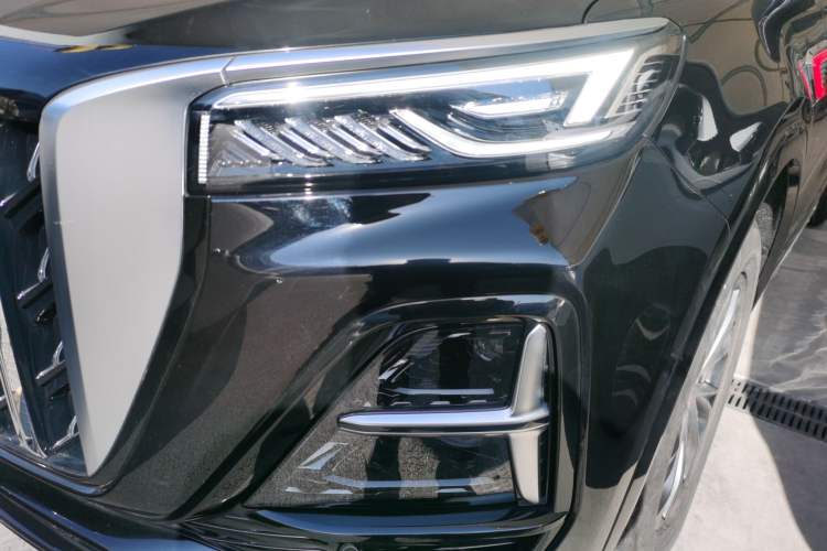 Used Hongqi HS5 2023 2.0T Qixiang Pro Edition