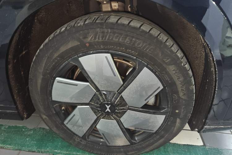 Used XPeng X9 2024 702 Ultra-Long Range Max