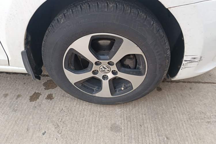 Used Volkswagen Santana 2015 1.6L Automatic Fashion Edition