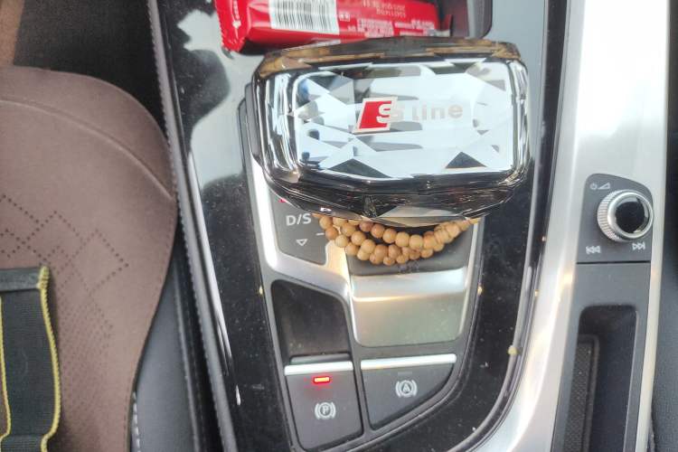 Used Audi A4L 2022 40 TFSI Luxury Dynamic Model