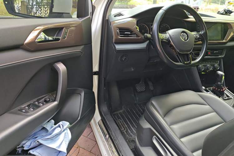 Used Volkswagen Tharu 2020 280TSI Two-Wheel Drive Comfort Edition China VI Standard
