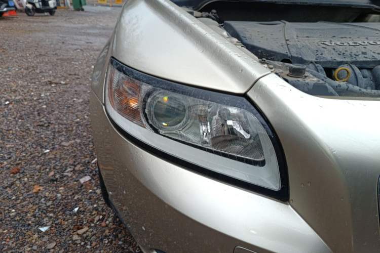 Used Volvo S40 2011 2.0L Automatic ZhiShang Edition
