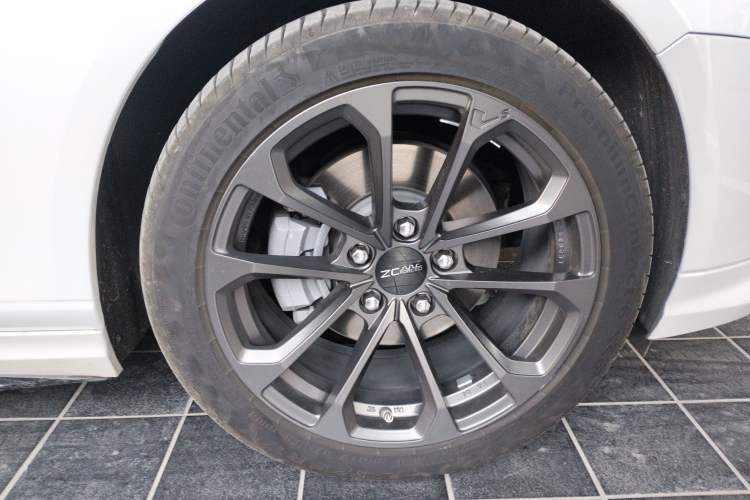 Used Cadillac CT4 2023 25T Luxury Model
