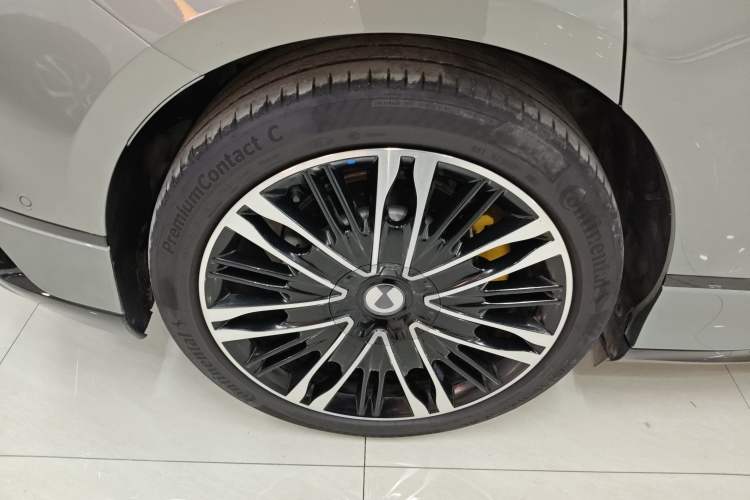 Used Denza Z9GT 2024 1100 Four-Wheel Drive Ultra Version
