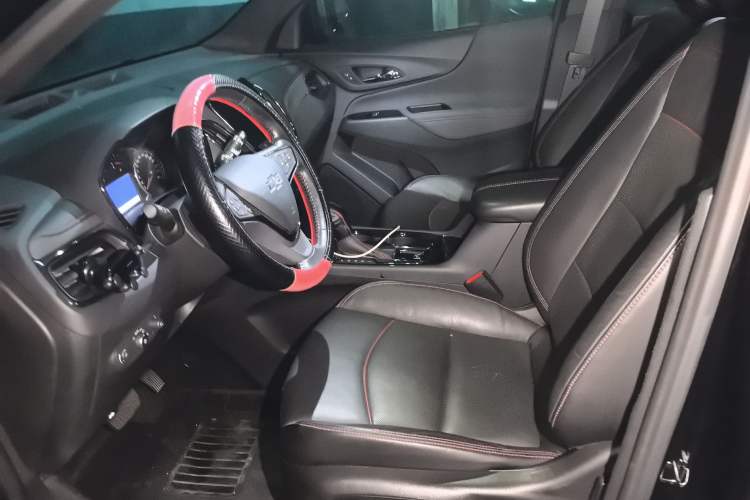 Used Chevrolet Equinox 2021 550T RS Smart Boundary-Pushing Edition
