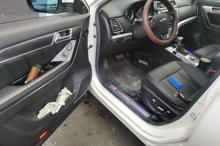 Used Haval H6 Coupe 2015 Blue Label 2.0T Automatic Two-Wheel Drive Elite Model