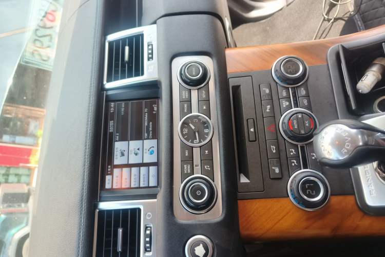 Used Land Rover Range Sport 2013 3.0 TDV6 Diesel Edition