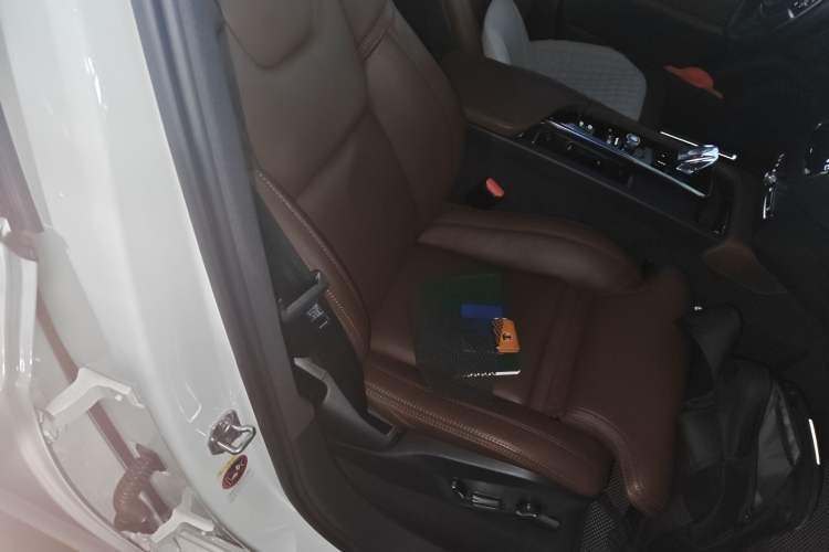 Used Volvo XC90 New Energy 2021 E-Drive Hybrid T8 Luxury Flagship 7-Seater