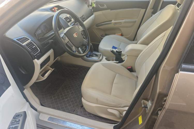 Used Geely Auto Classic Emgrand 2013 Sedan 1.8L CVT Elite Model Driver Seat