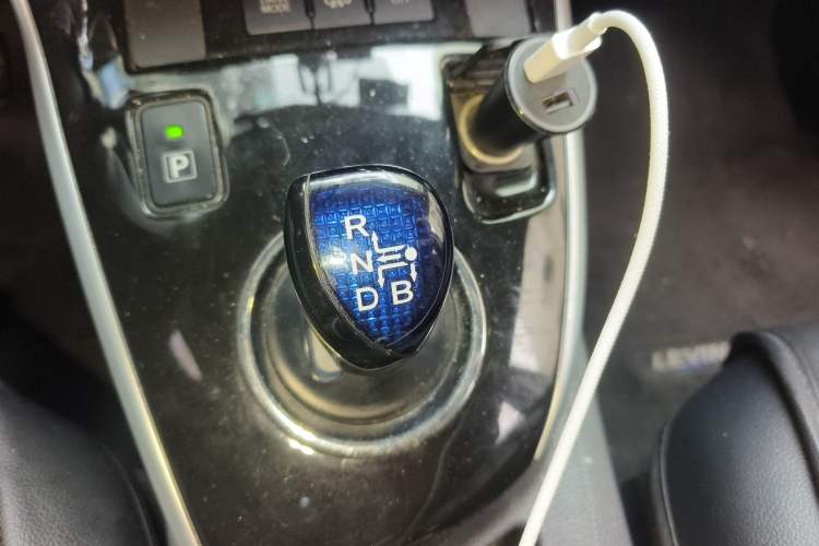 Used Toyota Levin Hybrid E+ 2019 1.8L PH GS E-CVT Elite Edition Gear Lever