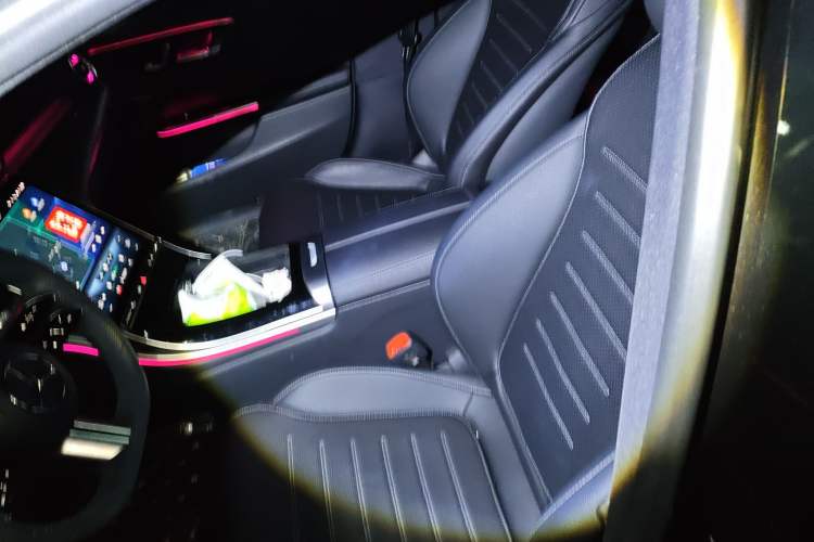 Used Mercedes-Benz C-Class 2022 Restyled C 260 L Sport Edition