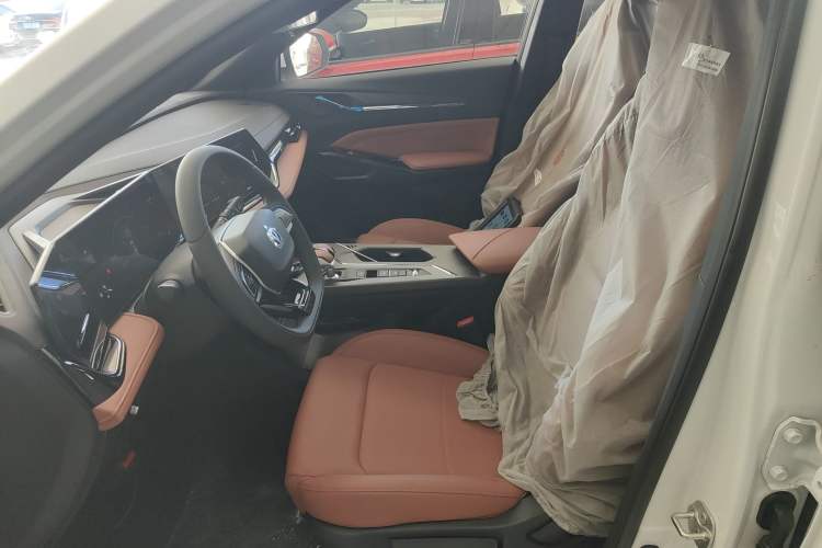 Used Changan X5 PLUS 2026 Model, Second Generation, 1.5T Pioneer PRO