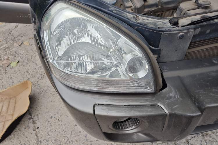 Used Hyundai Tucson 2009 2.0L Automatic Two-Wheel Drive with Sunroof