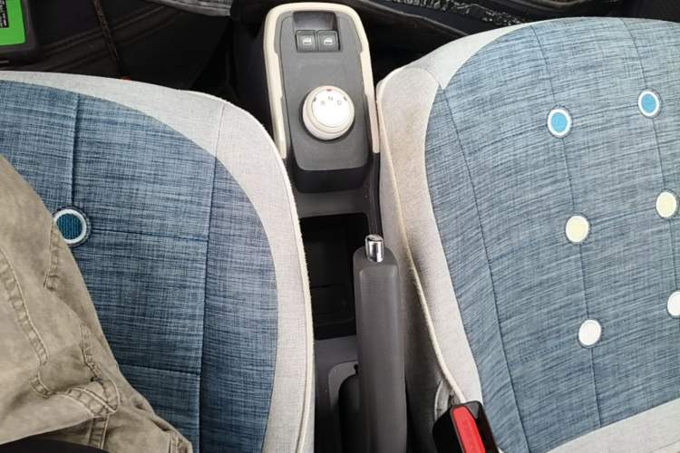 Used Chery QQ Ice Cream 2022 170km Sundae Phosphate Lithium-Ion