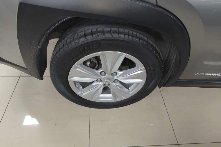 Used Lexus UX 2020 260h Explore-Cool Edition
